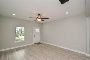 5621 Tommye St, Houston, TX 77028 - Photo 8