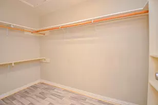 9707 Richmond Ave, Houston, TX 77042 - Photo 10