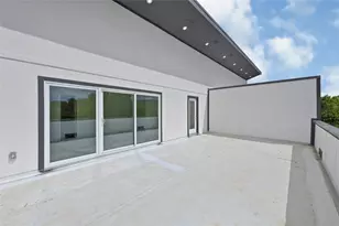 4602 Clay St, Houston, TX 77023 - Photo 10