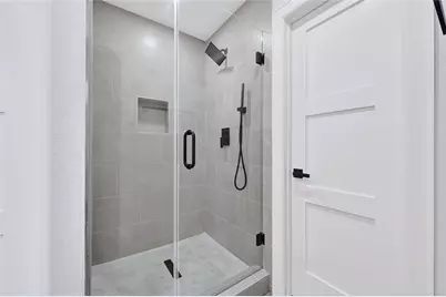 10607 Greenwater Drive, Houston, TX 77065 - Photo 22