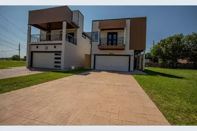 10607 Greenwater Drive, Houston, TX 77065 - Photo 2