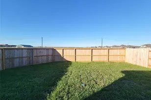 1603 Windrose Bnd, Angleton, TX 77515 - Photo 36