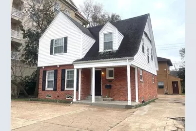 2211 Dorrington Street, Houston, TX 77030 - Photo 2