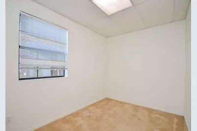 2211 Dorrington Street, Houston, TX 77030 - Photo 36