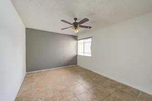 13004 Greenway Chase Ct, Houston, TX 77072 - Photo 2