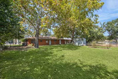2107 Wayside Drive, Brenham, TX 77833 - Photo 20