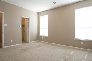 2627 Hawthorn Park Ct, Houston, TX 77038 - Photo 16