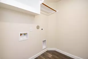 13010 Cherton Ct, Houston, TX 77045 - Photo 30