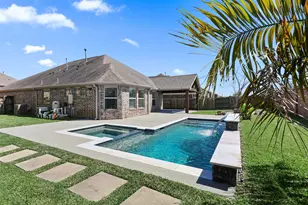 3037 Broadhaven Dr, Texas City, TX 77568 - Photo 1