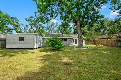 5514 Chantilly Lane, Houston, TX 77092 - Photo 34