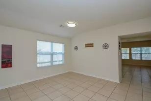 15318 Marlowe Grove Dr, Sugar Land, TX 77498 - Photo 6