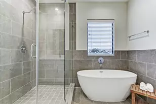 2306 Kolbe Cold Spgs Ln, Houston, TX 77055 - Photo 18