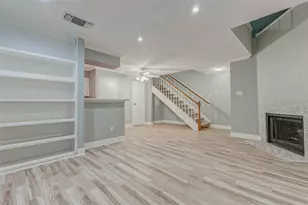 11201 Lynbrook Dr, Houston, TX 77042 - Photo 8