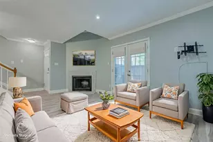 11201 Lynbrook Dr, Houston, TX 77042 - Photo 2