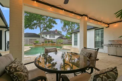 15431 Greens Cove Way, Houston, TX 77059 - Photo 36