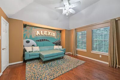 15431 Greens Cove Way, Houston, TX 77059 - Photo 30