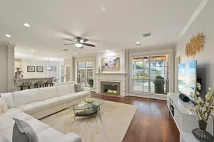 15431 Greens Cove Way, Houston, TX 77059 - Photo 8