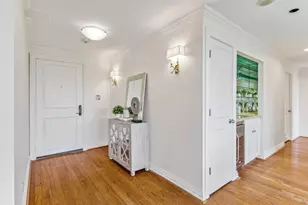 49 Briar Hollow Ln, Houston, TX 77027 - Photo 8