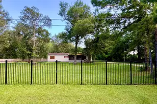 914 County Road 4882 S, Dayton, TX 77535 - Photo 18