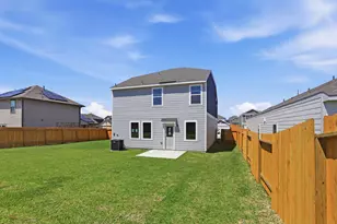 8202 Blooming Meadow Ln, Houston, TX 77016 - Photo 8