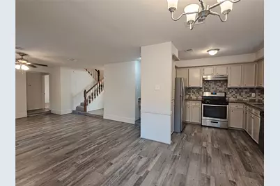 80 Fallenstone Drive, The Woodlands, TX 77381 - Photo 4
