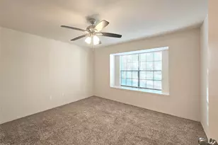 80 Fallenstone Dr, The Woodlands, TX 77381 - Photo 10
