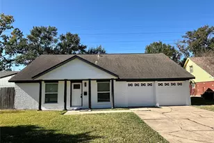 9410 Pipestone St, Houston, TX 77074 - Photo 1