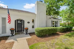 8851 Larston St, Houston, TX 77055 - Photo 8