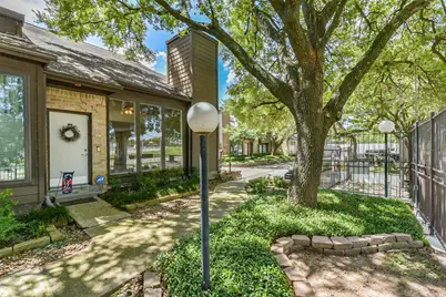 2601 S Braeswood Boulevard #105, Houston, TX 77025 - Photo 36