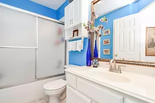 1211 Magnolia Woods Ct, Sugar Land, TX 77479 - Photo 18