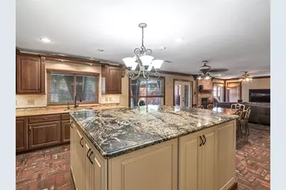 2634 Woodwick Drive, Sugar Land, TX 77479 - Photo 18