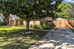 2634 Woodwick Dr, Sugar Land, TX 77479 - Photo 4