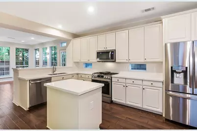 76 Piper Trace, The Woodlands, TX 77381 - Photo 2