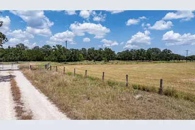 2210 Hermis Road, Schulenburg, TX 78956 - Photo 12