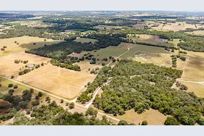 2210 Hermis Road, Schulenburg, TX 78956 - Photo 4