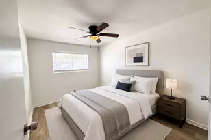 11002 Hammerly Blvd, Houston, TX 77043 - Photo 12
