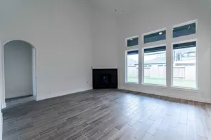 707 Western Holly, League City, TX 77573 - Photo 6