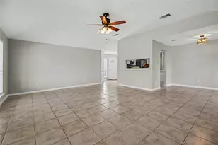 16726 Frigate Dr, Friendswood, TX 77546 - Photo 4
