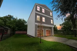 955 Elkhart St, Houston, TX 77091 - Photo 1