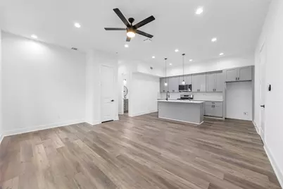 955 Elkhart Street #B, Houston, TX 77091 - Photo 4