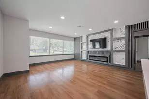 6058 Lyndhurst Dr, Houston, TX 77033 - Photo 8