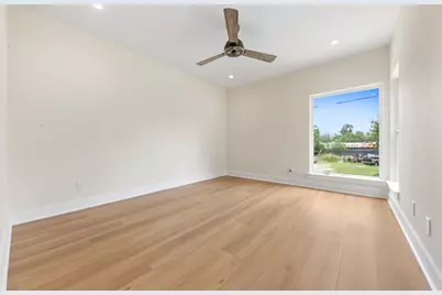 1275 Dewalt Street, Houston, TX 77088 - Photo 24