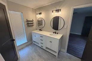 1204 Osborne Dr, Friendswood, TX 77546 - Photo 14