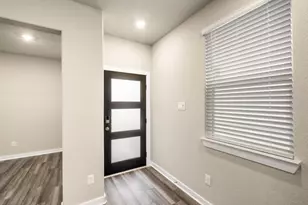 8209 Rising Stream Dr, Houston, TX 77063 - Photo 6