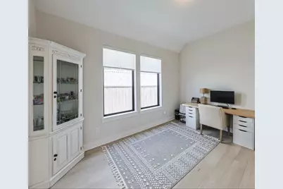 26951 Longwood Ledge Drive, The Woodlands, TX 77389 - Photo 16