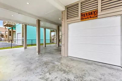 1990 Royalville Court, Crystal Beach, TX 77650 - Photo 34