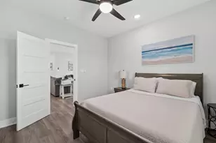 991 Seadrift Dr, Port Bolivar, TX 77650 - Photo 18