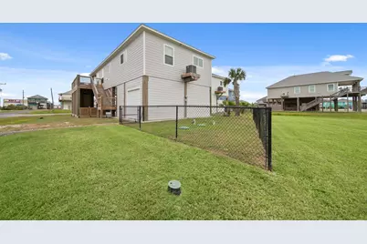 991 Seadrift Drive, Port Bolivar, TX 77650 - Photo 2