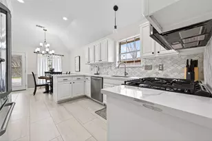 26901 Palace Pines Dr, Kingwood, TX 77339 - Photo 6