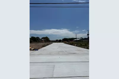 5736 Stuebner Airline Road, Houston, TX 77091 - Photo 4